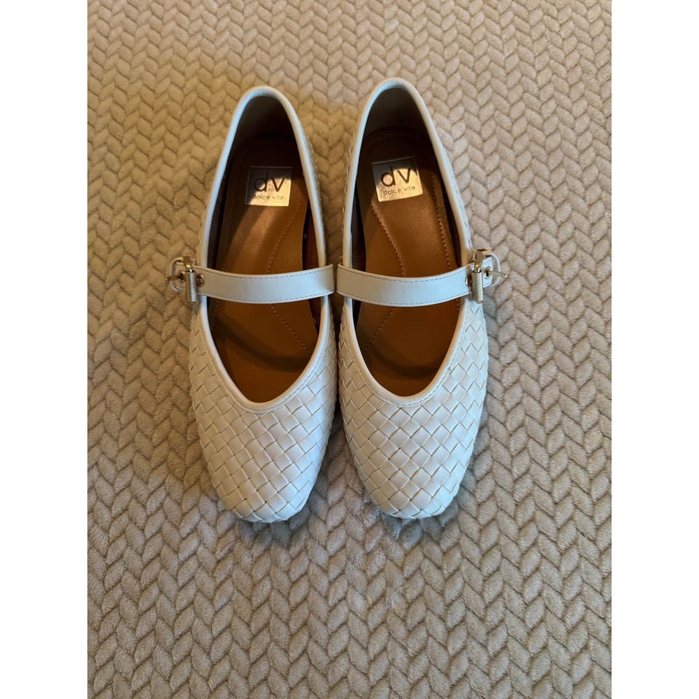 DV Dolce Vita Mulaneyw White Woven Mary Jane Flats Size 8.5